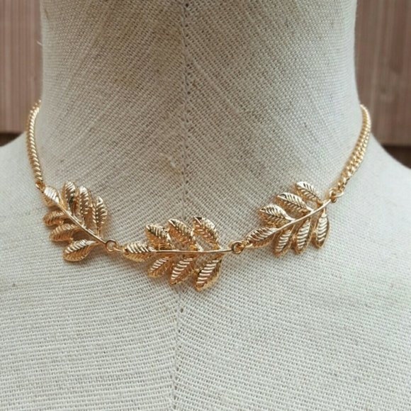 Gold Tone Leaf Boho Greek Goddess Choker Necklace - Picture 1 of 16